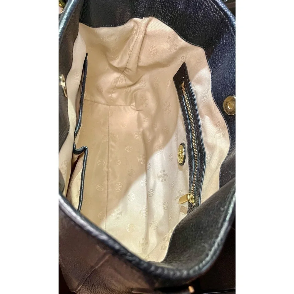 Tory Burch Black Leather Amanda Classic Hobo Shoulder Bag